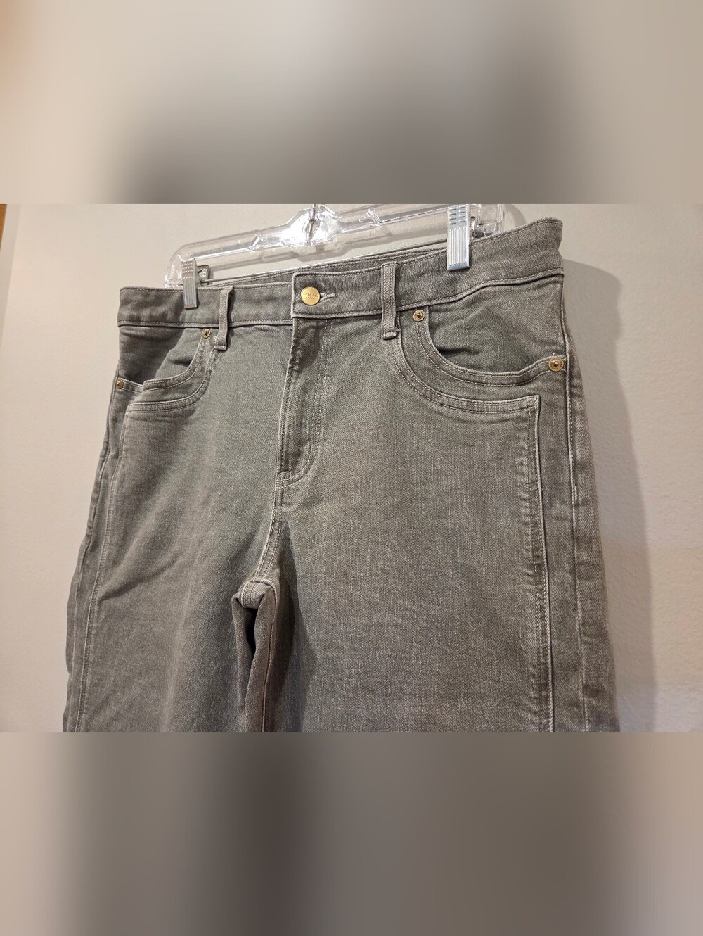 AE High-Waisted Stovepipe Jean - Picture 7 of 9